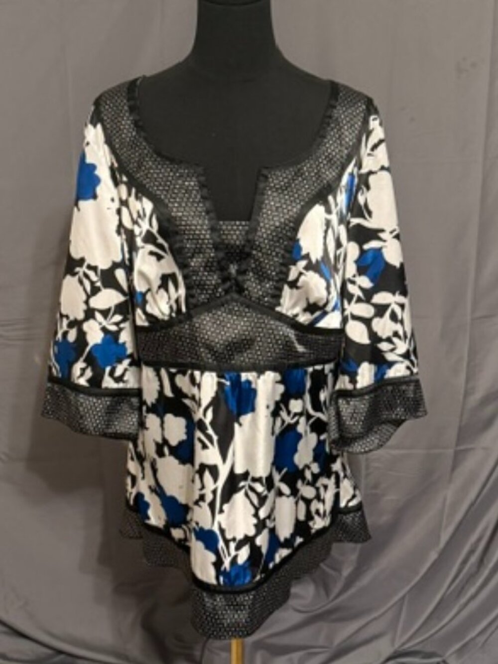 LANE BRYANT Blouse Size 18/20